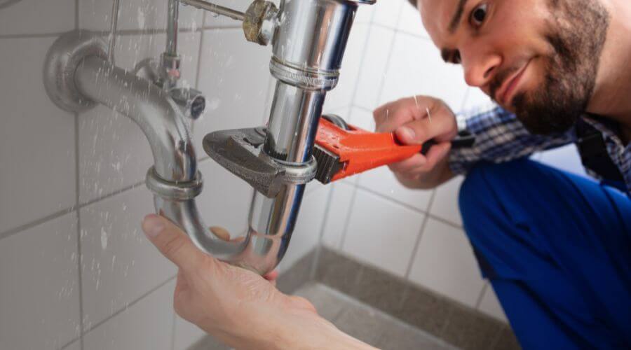 Expert burst pipe repair services in Harrietta, MI